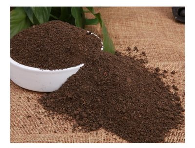 蚯蚓粪肥料疏松土壤疏松度有机肥营养土蔬菜草坪花卉生态发酵肥料